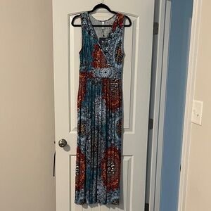 Elegant Floral Maxi Dress in Blue and Red